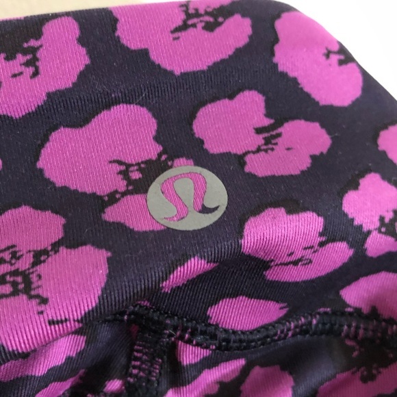 Lululemon “Drop It Like It’s Hot” Leggings - Picture 6 of 7